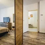 Homes By Nati דירה בראשוב