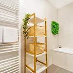 Homes By Nati