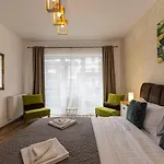 Homes By Nati