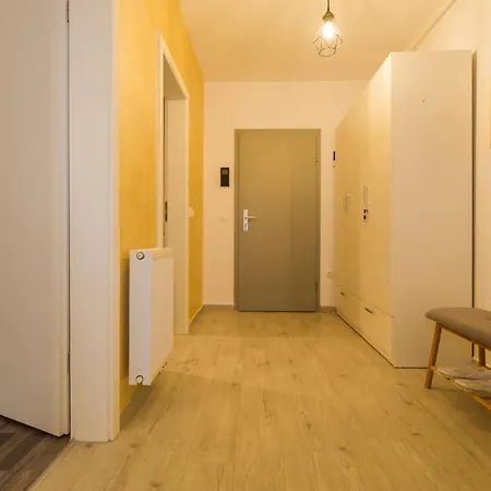 Apartamento Homes By Nati Braşov