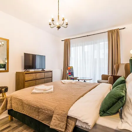 Homes By Nati * Braşov