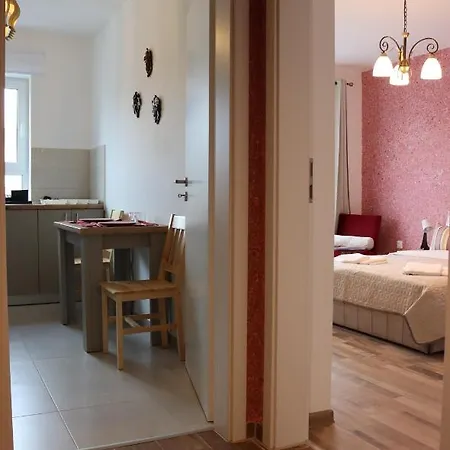 Homes By Nati Apartamento