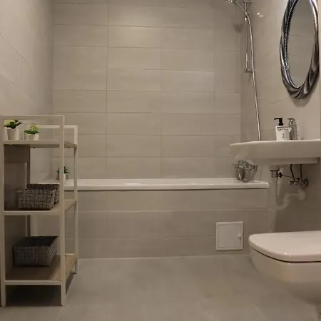 Homes By Nati Apartamento