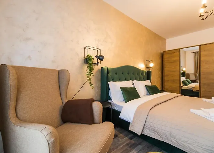 Homes By Nati Apartment *