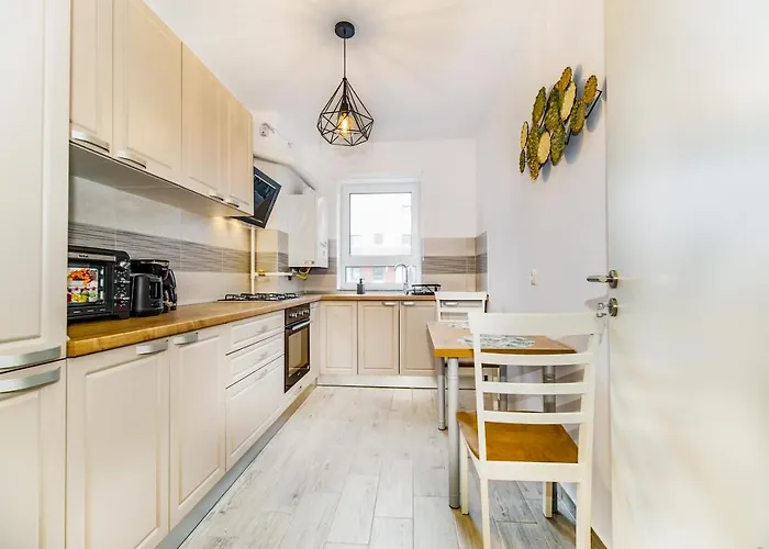 アパート Homes By Nati ブラショフ