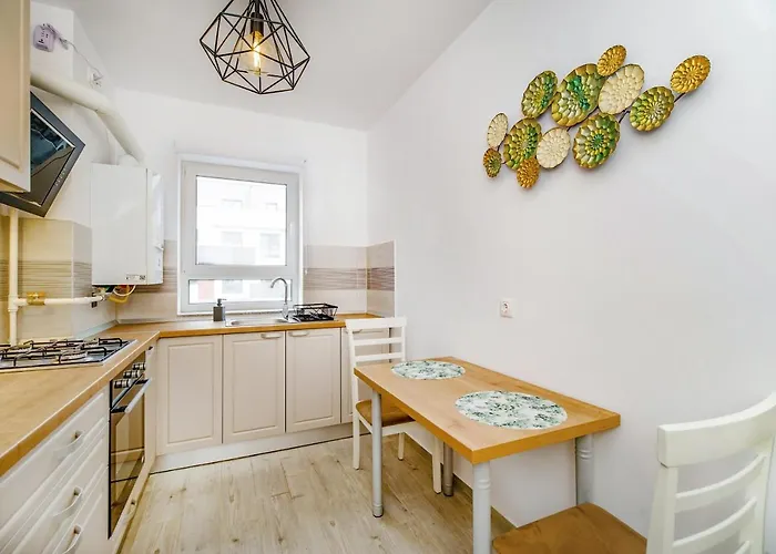 Homes By Nati Apartment