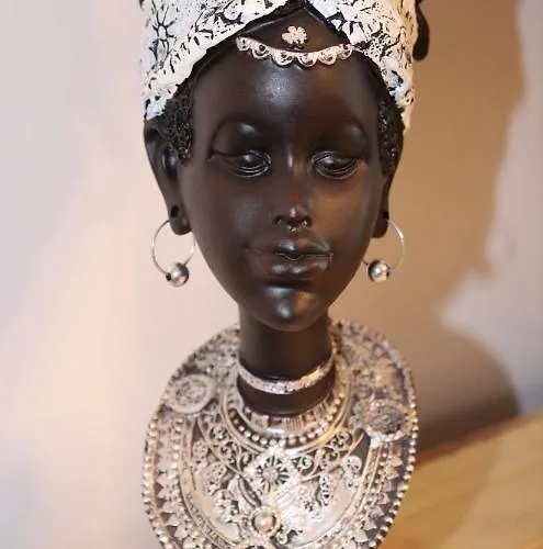 Homes By Nati アパート