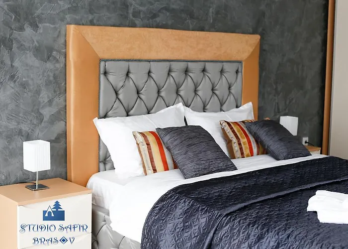 Homes By Nati * ブラショフ