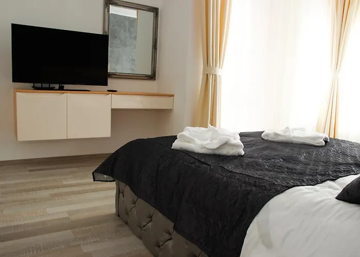 アパート Homes By Nati